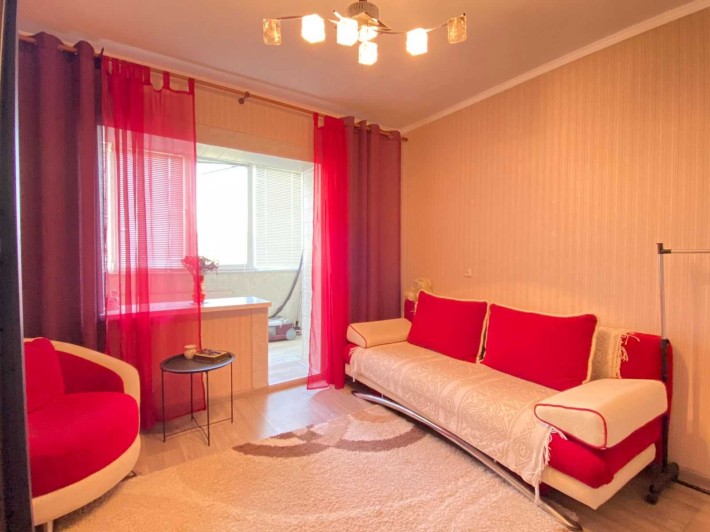 Оренда кімнати, вул. Ревуцького 11Г - фото 1