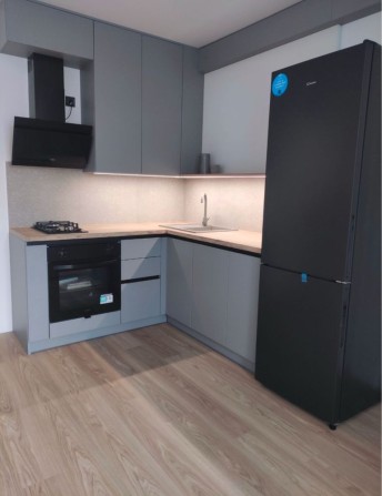 Семицвіт 1 кімната перший поверх - фото 1