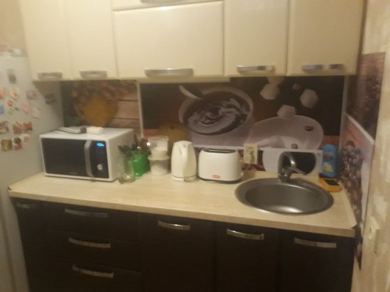 Сдам свою !!  гостинку. Гостинка с своим  санузлом, кунхей. На м. Ак. Харків