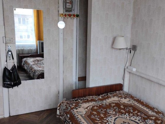 Сдам комнату в коммунальной квартире по ул.Доброхотова м.Академгородок Київ