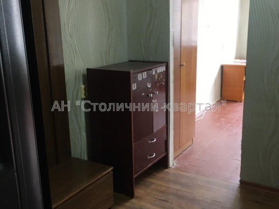 Велика кімнатна у гутрожитку на вул. Туполєва, 5Б Київ