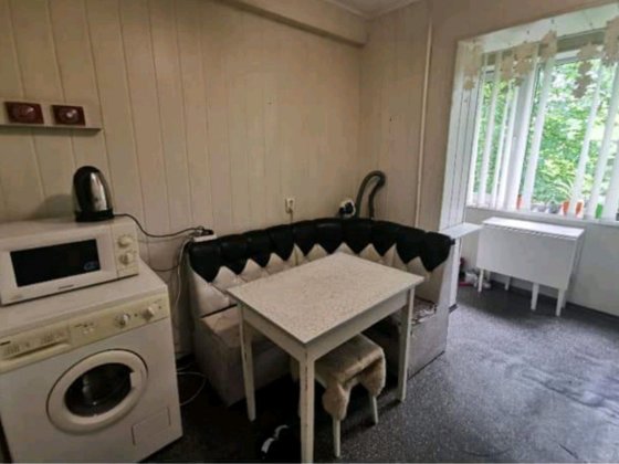 Здам кімнату в трикімнатній квартирі Київ