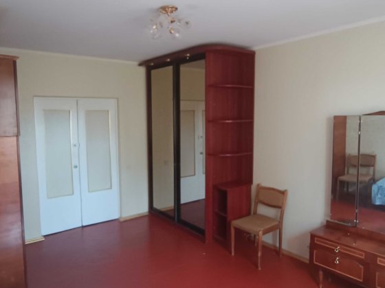 Здається кімната  в Деснянському районі Київ