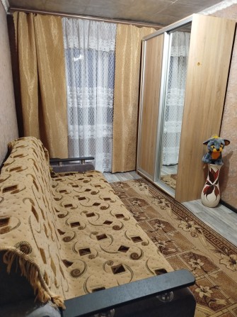 Здам в оренду кімнату біля Дарницького залізничного вокзалу для жінки. - фото 1