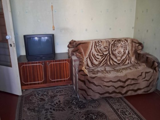 Сдам 1 комнату в трехкомнатной квартире. Київ