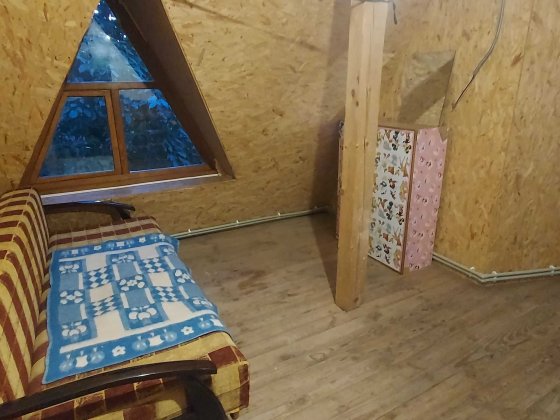 Кімната для 1-2х людей в приватному будинку.  Кар .дачі . Індустріальн Київ