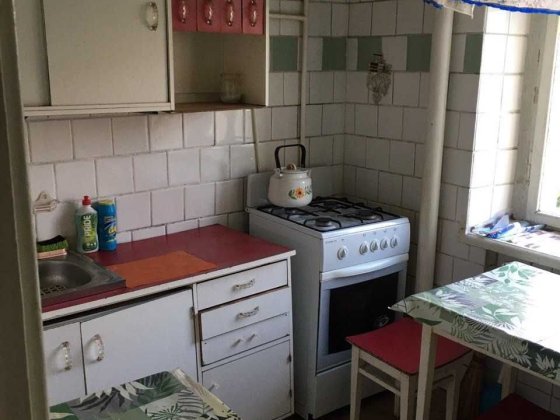 НАУ пр. Гузара 14-А. Кімната без проживання власників. Київ