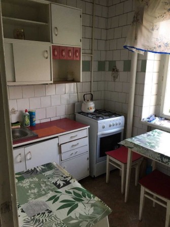 НАУ пр. Гузара 14-А. Кімната без проживання власників. - фото 1