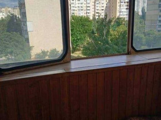 Здам кімнату з лоджією, площею 18 м², на довгостроковий період Київ