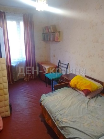 Оренда кімнати в 3-к кв-рі на вул.Малишко 31, біля м. Чернігівська. - фото 1