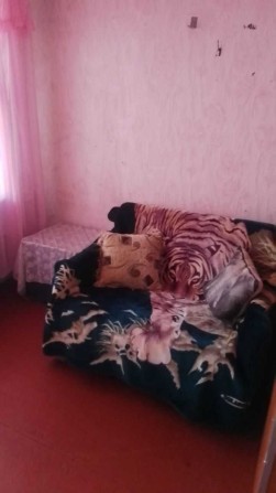 Сдам 1 комнату в трех комнатной квартире - фото 1