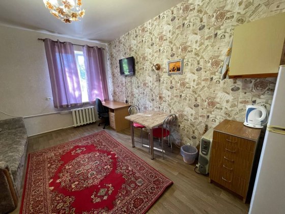 Отдельная комната 16,4м ст.м"Черниговская" 300м ул. Попудренко 40 Київ