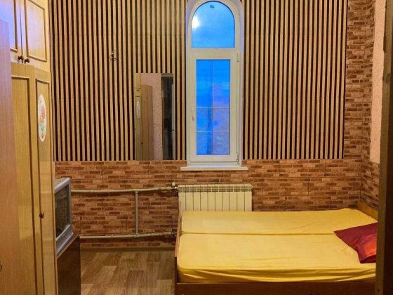 Комната для одной девушки.Бортничи.Метро Бориспольская 10 мин. Київ