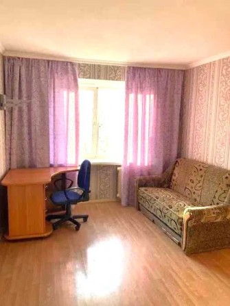 Здам в оренду акуратну кімнату у комунальній квартирі на Оболоні. - фото 1