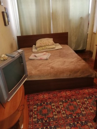 Здається кімната у 3-кімнатній квартирі по вул. Б. Хмельницького, 39 - фото 1