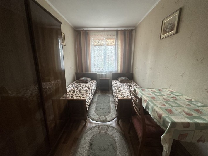 Кімната біля SkyMall у квартирі з Власницею ком. послуги у вартості - фото 1