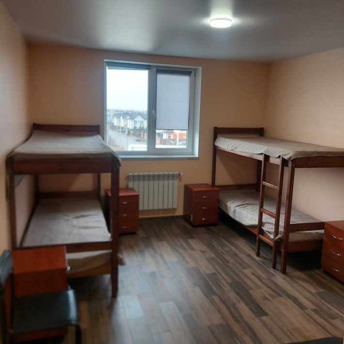 Хостел. Кіната на 5 осіб. - фото 1