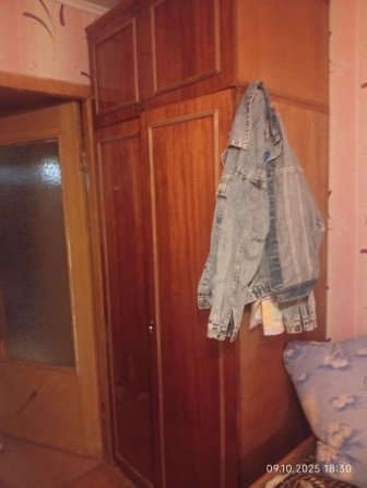 Сдам комнату в трёх комнатной квартире - фото 1