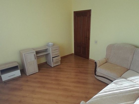 Оренда ізольованої кімнати вул.Варшавська-Чорновола