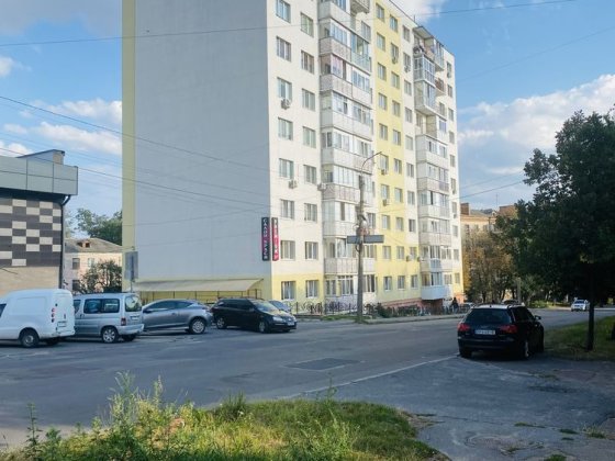 Продаж 2х кімнатна квартира ( Новобудова. Ремонт) Бердичів