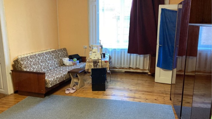 Продаж квартири ( або приватного будинку-окремо ) в центрі міста - фото 1