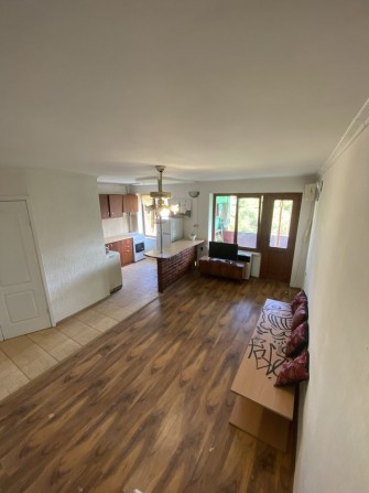 Продам квартиру в Берегові - фото 1