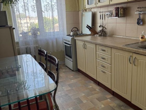 Продам 3 К квартиру  власник