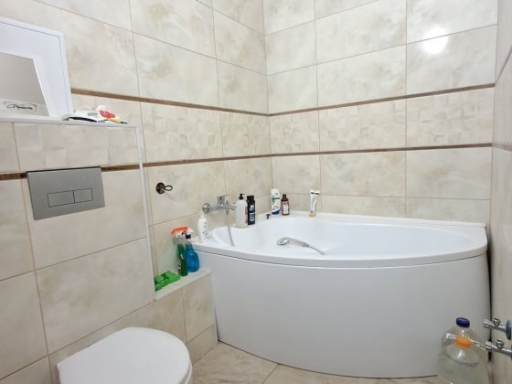 ЖК Столичний 1но кімнатна квартира з частковим ремонтом Васильків