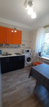 Продам 2 к  квартиру с А.О, р-н Черёмушки. - фото 1