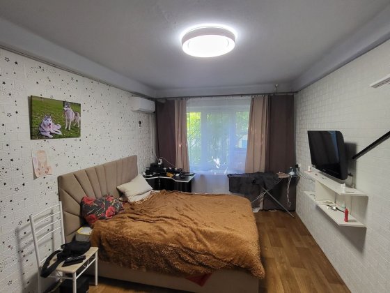 Продам двухкомнатную квартиру. С мебелью и техникой. АЭО. Соцгород. Кам'янське