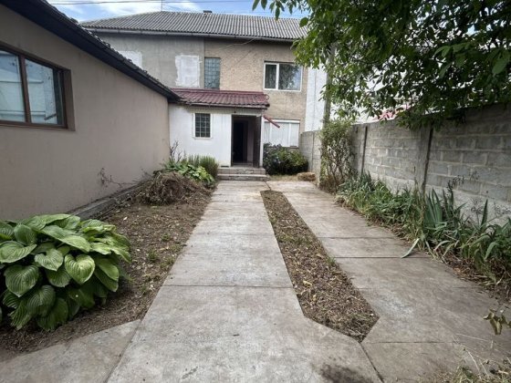 Квартира Закарпатська обл. м . Виноградів вул. Івана Франка 133 Виноградів