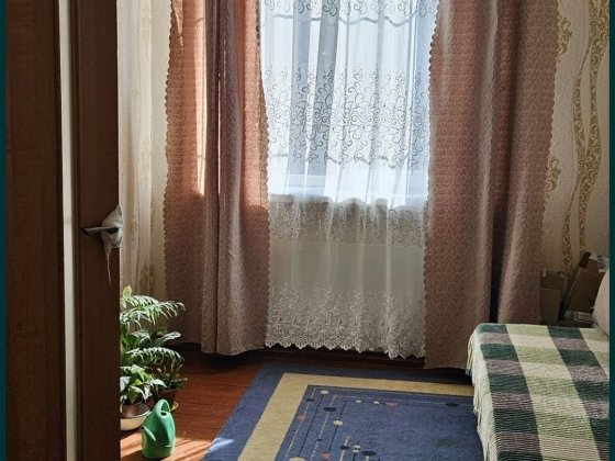 Продам 2ю квартиру в центре, Аношкина (Дружба)
Автономным Отоплением ( Кам'янське