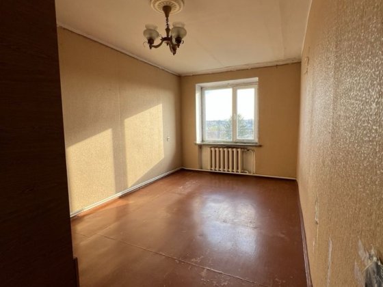 Продам 3-кімнатну квартиру з Автомоним опаленням. Володимир