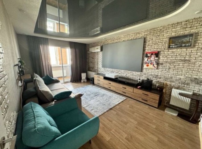 3-комн. Левый берег. АГО. Ремонт. - фото 1