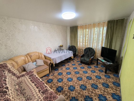 У продажу 2 кімнатна квартира. Кам'янське