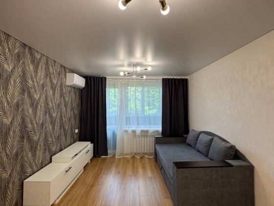 Продам шикарную 2к квартиру на Черемушках Кам'янське