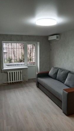 Продам 2 ком.2/5 Новый Ремонт Запорожская 23 р-н Вокзалов - фото 1