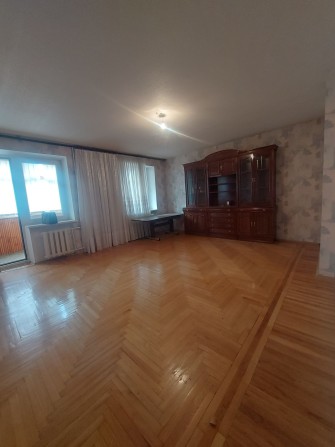 Квартира в центрі Вишгорода трьохкімна - фото 1