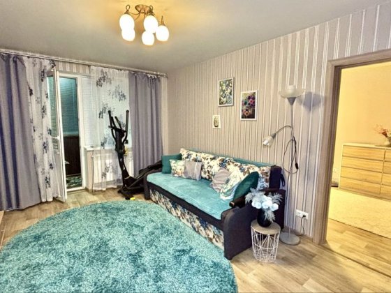 Продаж 2 кім. 10 мкрн. Лівий берег Кам'янське