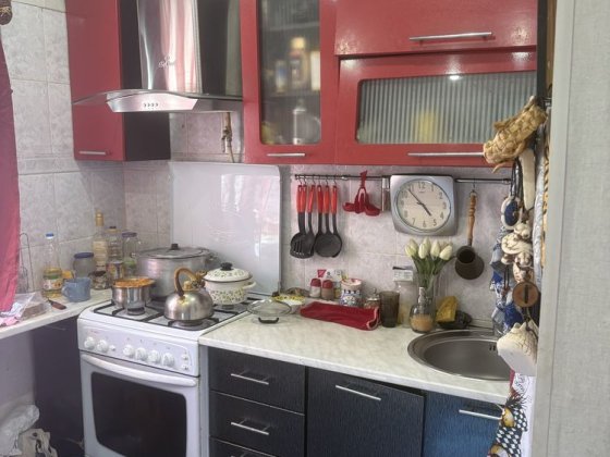 Продам трёхкомнатную квартиру Глухов