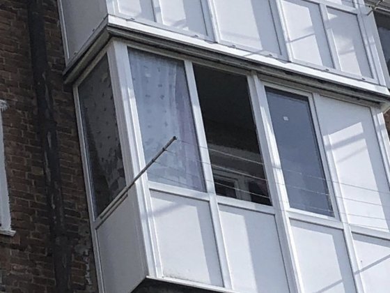 Продаж 2 кімнатної квартири, та гараж. Торг. Глухов