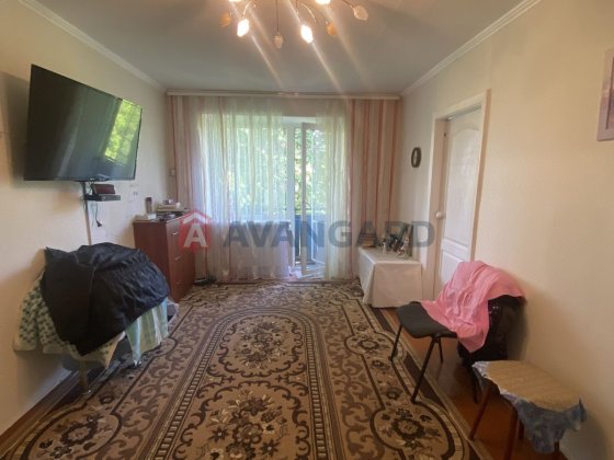 У продажу 3-х кімнатна квартира Кам'янське