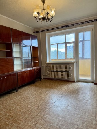Продажа 1 кім. 10 мкрн. Лівий берег - фото 1