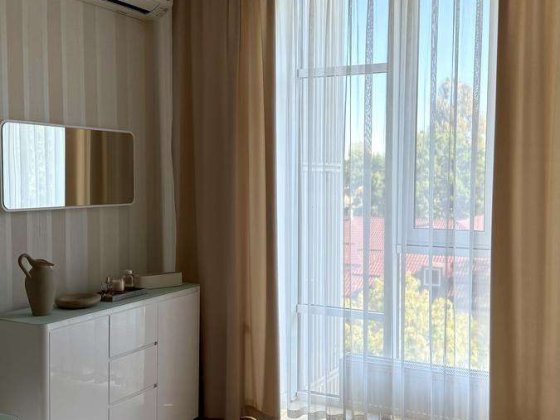 Продаж 2-к квартири вул. Авіаконструктора Антонова 2б Киев