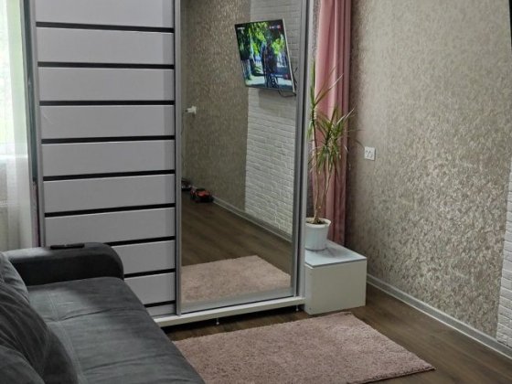 Продам гарну 2х кімнатну квартиру в чудовому місці! Дергачи