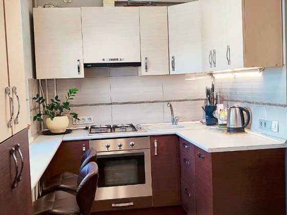 Продам 3 кімнатну квартиру в Дергачах з ремонтом і меблями. Дергачі