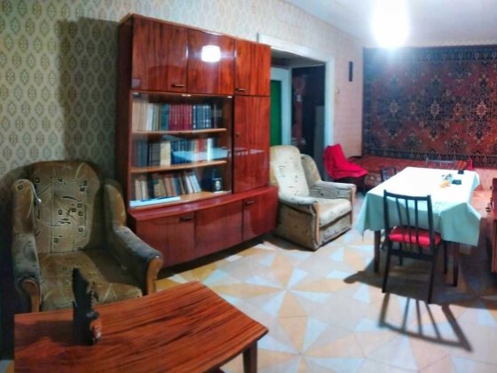 Продам 3-к квартиру в Кам'янському (Каменское) Каменское