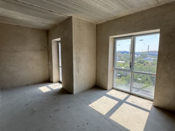 1 кімнатна квартира з чорновим наповненням. Є Газ та Балкон Гостомель