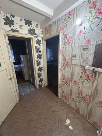 Продам 2 комнатную черемушки зоря 2/5 этаж автономное отопление - фото 1