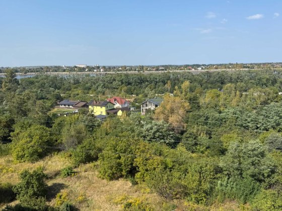 Продаж дворівневої квартири + комори у м. Вишгород Вышгород